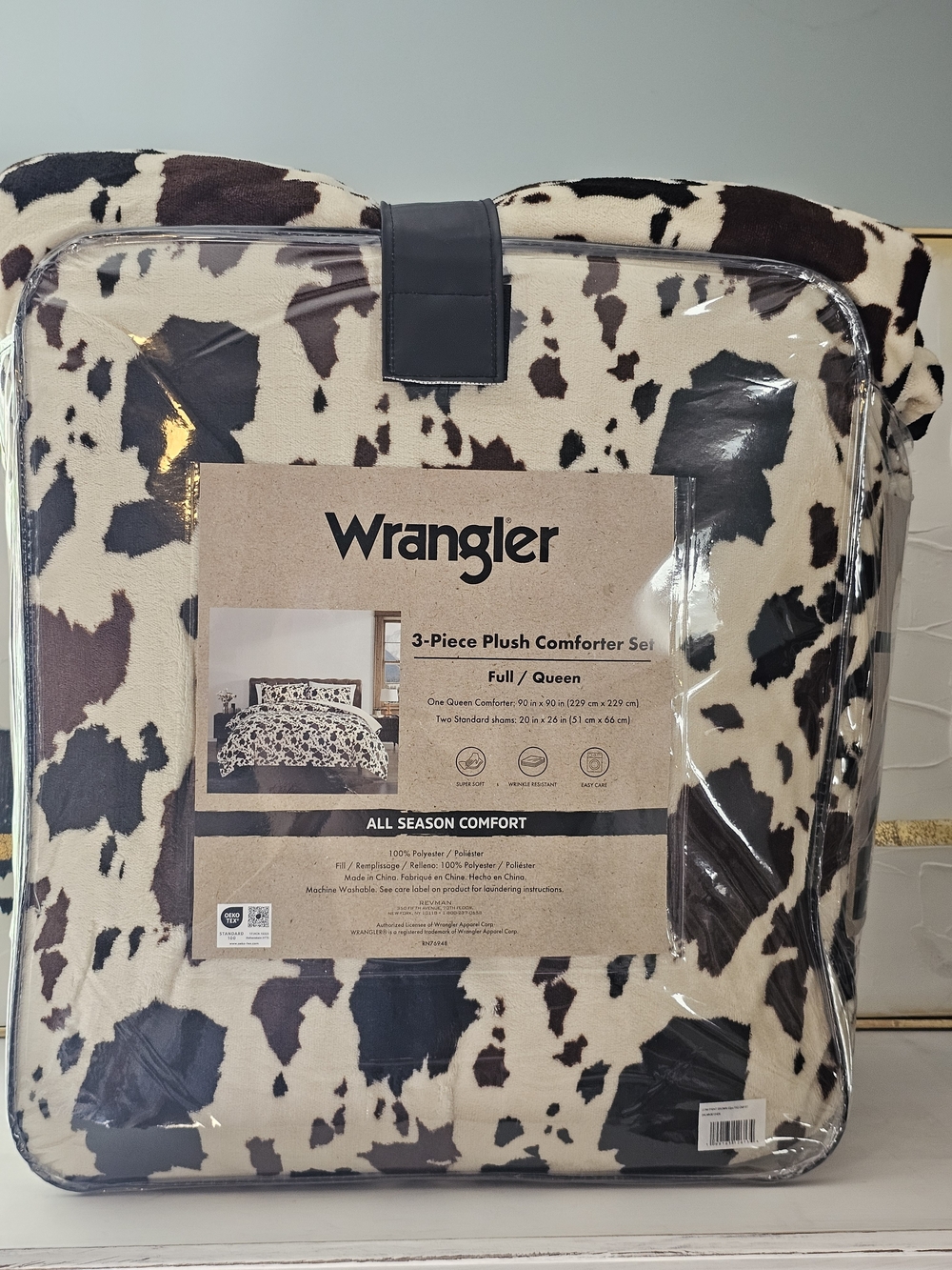 Wrangler Cowhide Print Plush Comforter Set in Cream and Brown Viral htf